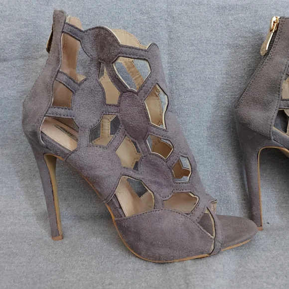 CAPE ROBBIN ♡ Ladies Stiletto - Picture 2 of 9